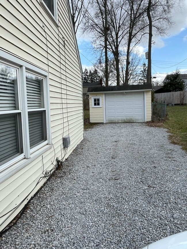Photo - Charming & Fully Updated 4-Bedroom Home