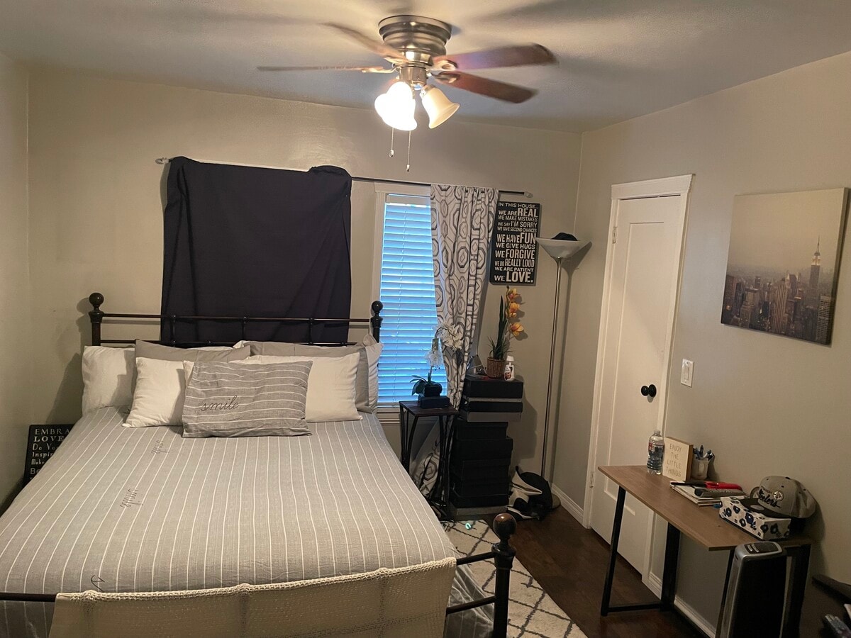 Photo - 5843 Haas Ave Unidad 5843