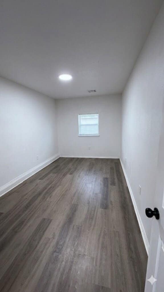 Photo - Versatile 5-Bedroom Residence | Ideal for Hosting & Home-Style Living!!