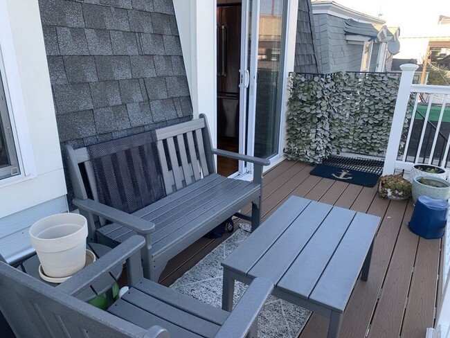 Photo - 31 Brighton St Unit 3