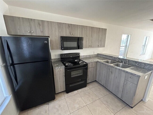 Photo - 14 Linda Vista St Unit B