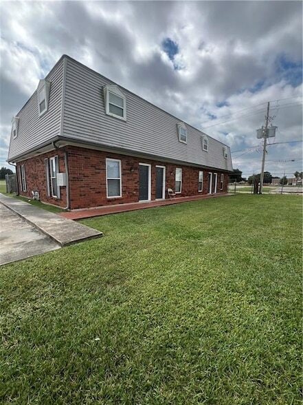 Building Photo - 316 Plantation Dr Unit 4