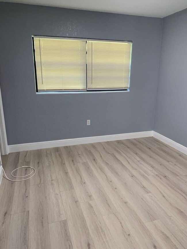 Photo - 5668 Chipola Cir Unidad CHIPOLA 5668