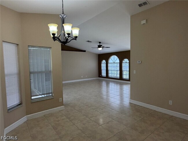 Photo - 3404 NE 9th Ave