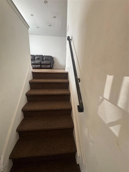 Photo - 156-49 76th St Unidad 2