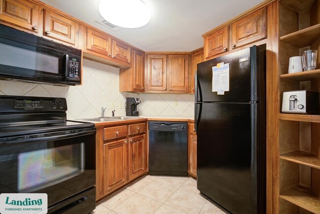 Photo - 1925 N 3rd St Unidad 410.1405981