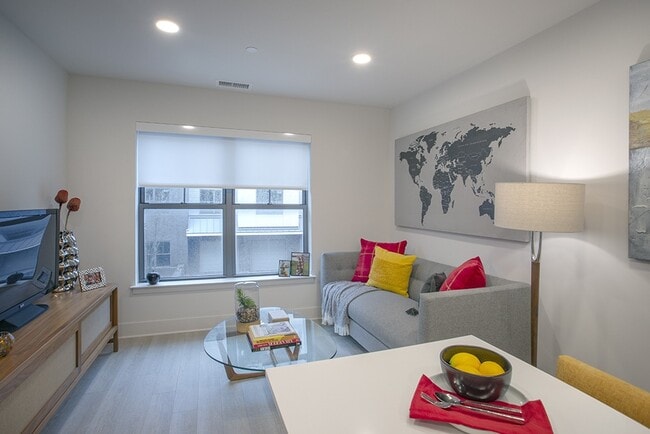 Studio Suite Living Room