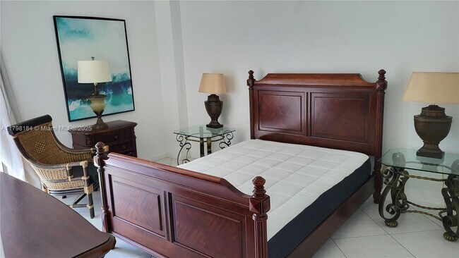 Photo - 3475 N Country Club Dr