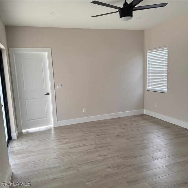 Photo - 2805 24th St W