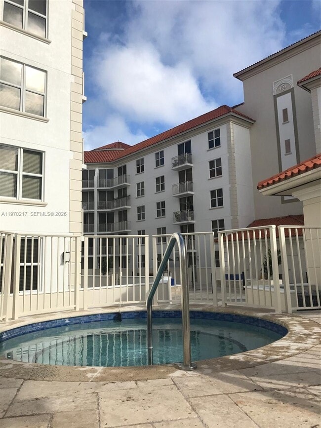 Photo - 2030 Douglas Rd Unit 708