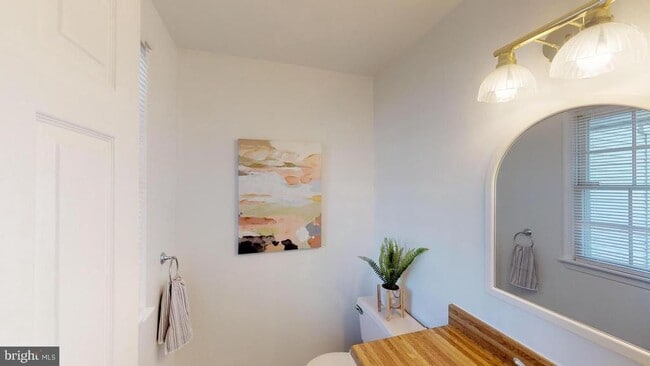 Photo - 103 Damson Ln