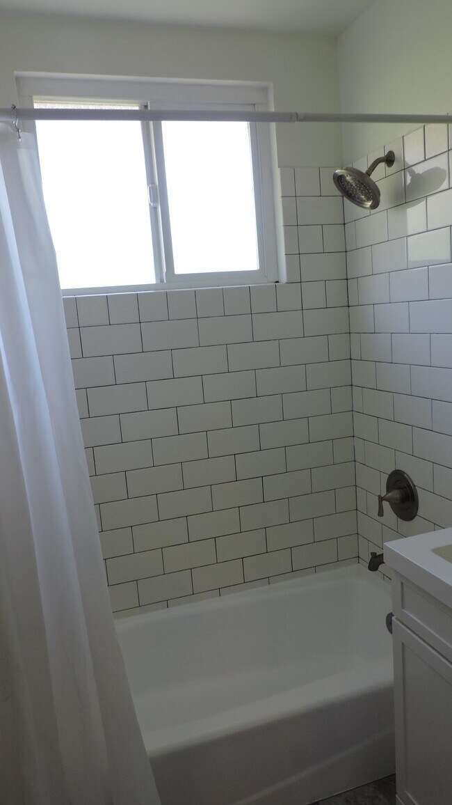 Photo - 4025 Don Tomaso Dr Unidad 4