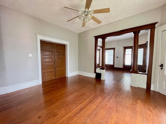 Photo - ck Unit 449 W Main