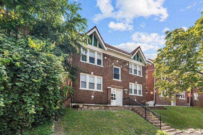 Photo - 3140 Magnolia Ave Unit 1e