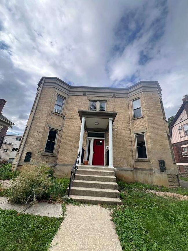 Building Photo - 358 E 15th Ave Unit 1