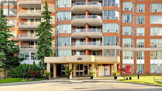Photo - 400 McLevin Ave Unité 1410
