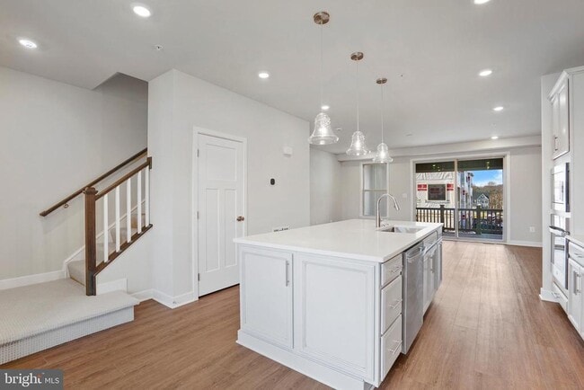 Photo - 6004 Stoneroller St