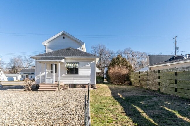 Photo - 807 N Eaton St