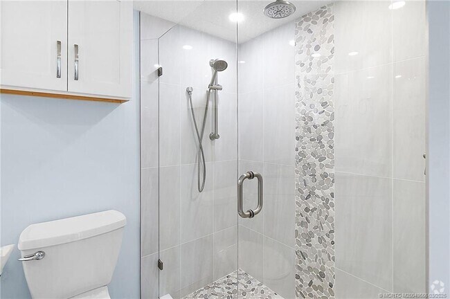 Building Photo - 9550 S Ocean Dr Unit 1610 Rental