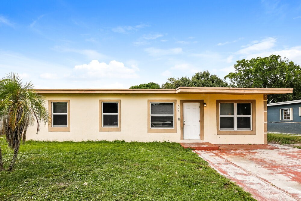 Photo - 259 NW 30th Ave