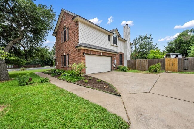 Photo - 12014 Yarbrough Dr