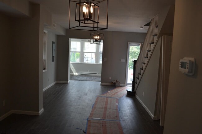 Photo - 103 N Harvard Ave