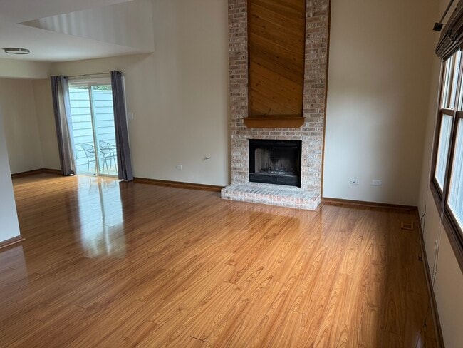 Photo - 15546 Whitehall Ln
