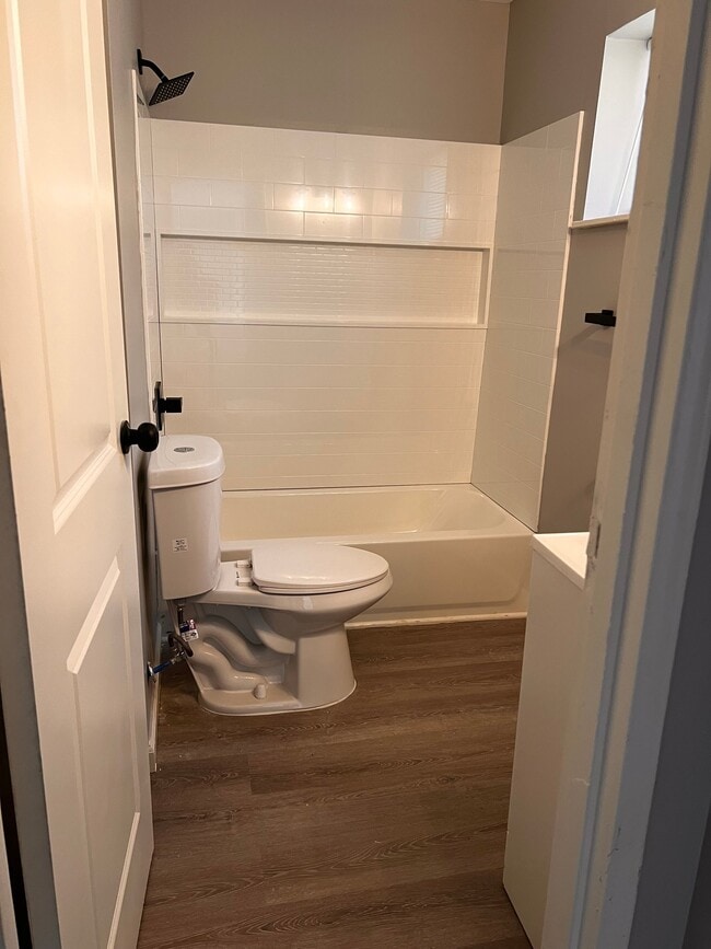 170 Earle St Unit B2