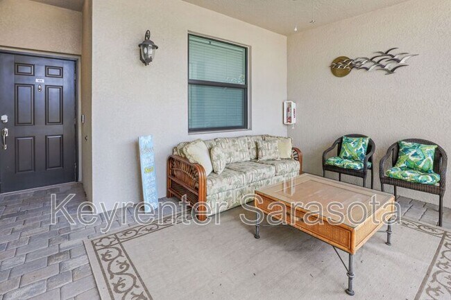 Photo - 5614 Palmer Cir