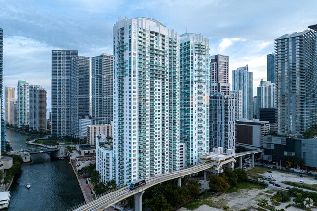 Photo - Brickell On The River