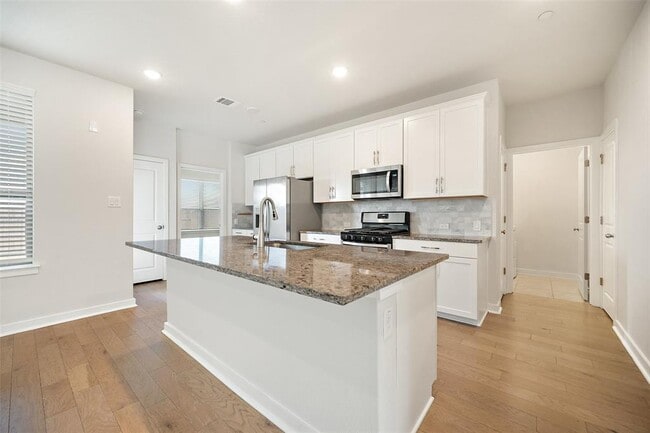 Photo - 2500 Forest Creek Dr