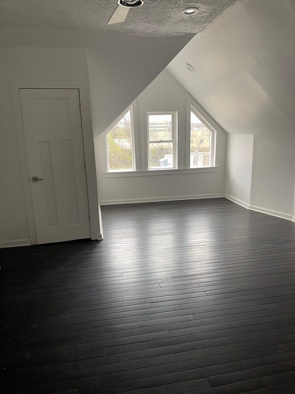 2832 Stanton Ave Unit 3
