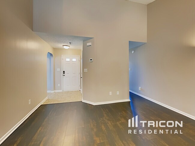 Photo - 1026 Summit Hills Dr