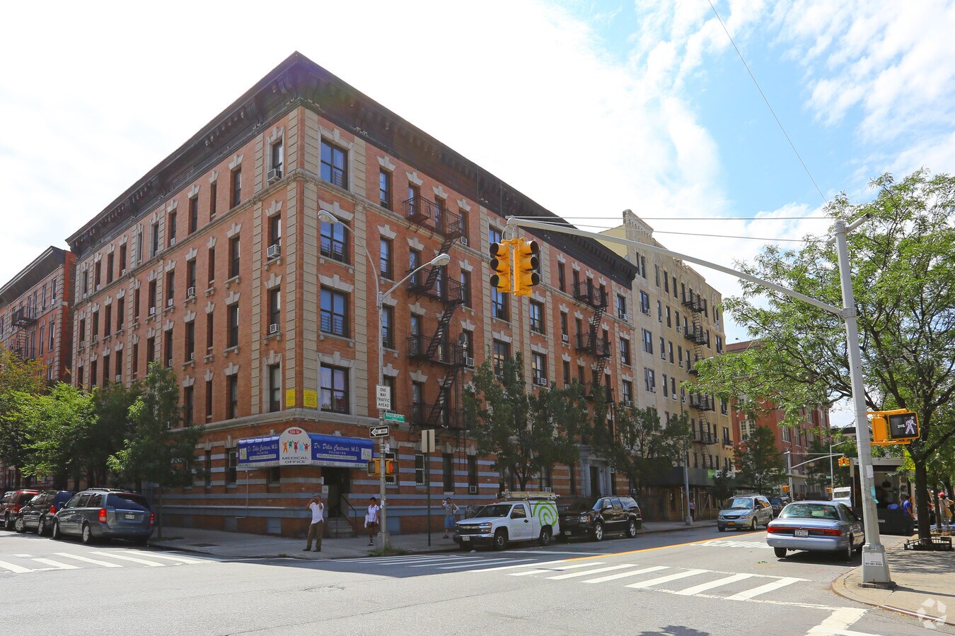 Photo - 209 Wadsworth Ave Apartamentos