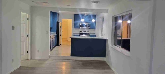 Photo - 657 Patricia Dr