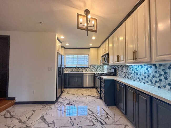 Photo - 630 Antioch Terrace