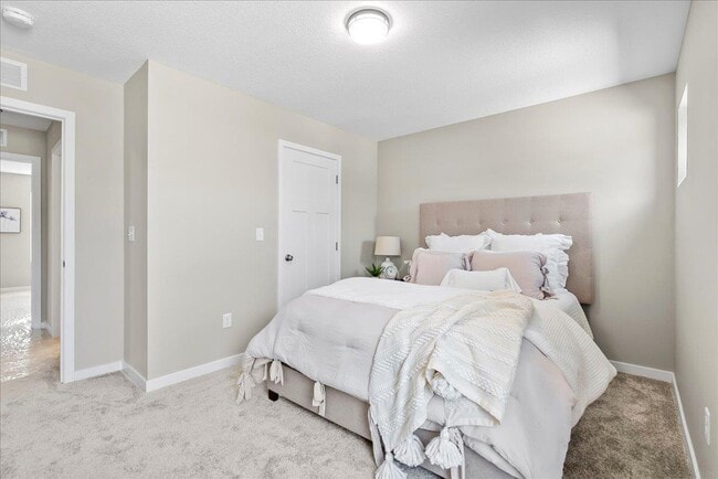 Photo - 715 Spruce Needle Ln