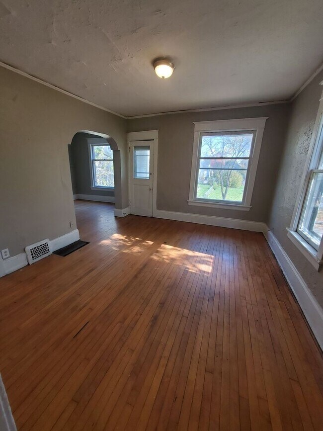 Photo - 2535 N 16th St Unit 2535A (Upper)