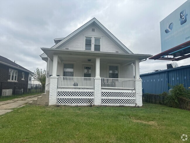 Building Photo - 11th Street Duplex Unit upstairs Rental