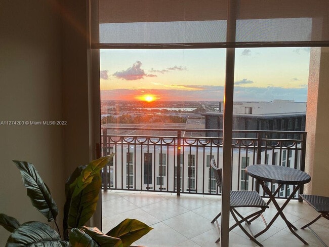 Building Photo - 550 Okeechobee Blvd Unit 1620 Rental