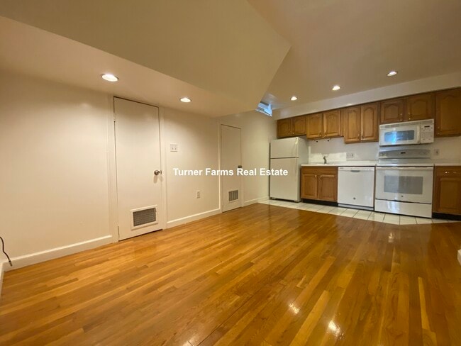 Photo - 23 Snow Hill St Unit 10