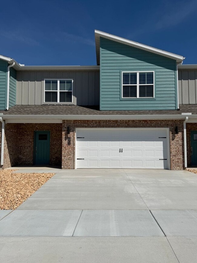 Building Photo - ***942 Seaborn Way***