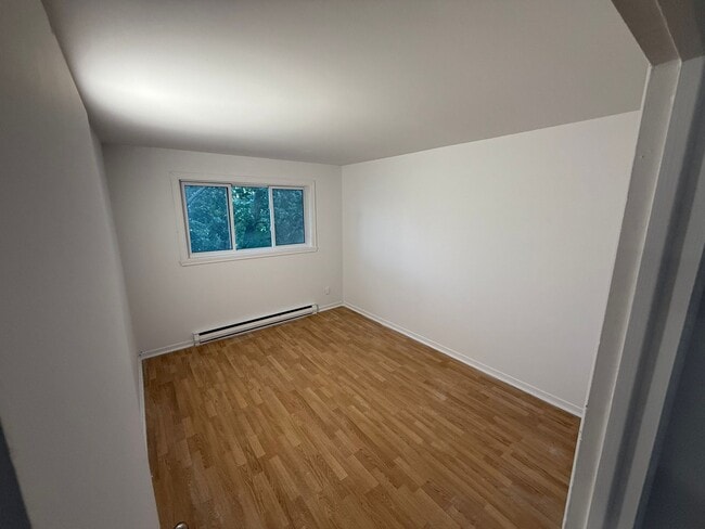 Building Photo - 47 Rue St Lambert Unit 12