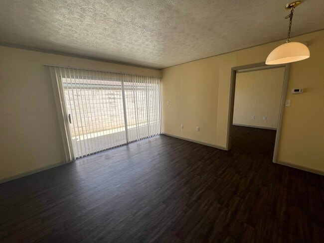 Photo - 2241 W Pensacola St