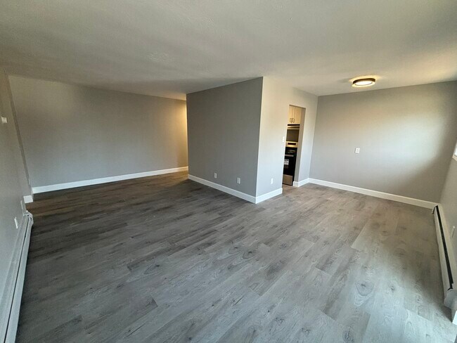 Photo - 50 Queenston Dr Unit 305