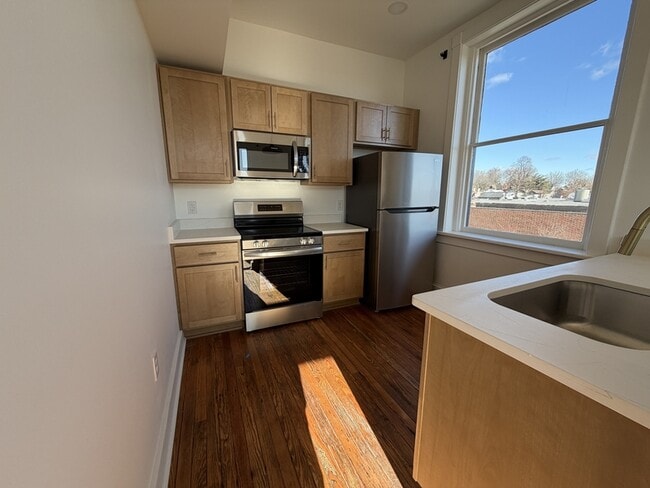 Photo - 901 Fifth Street - 202