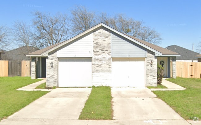Building Photo - 515 Deloris Dr Rental