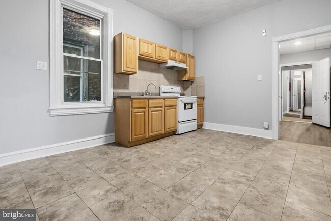 Photo - 3545 N 11th St