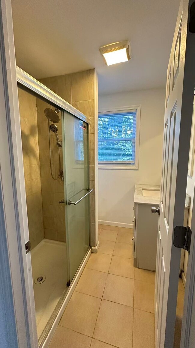 Photo - 324 Fuller Rd