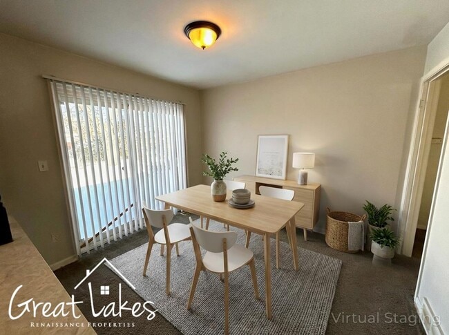 Photo - Lovely 2 Bedroom 1 1/2 Bathroom now available for rent